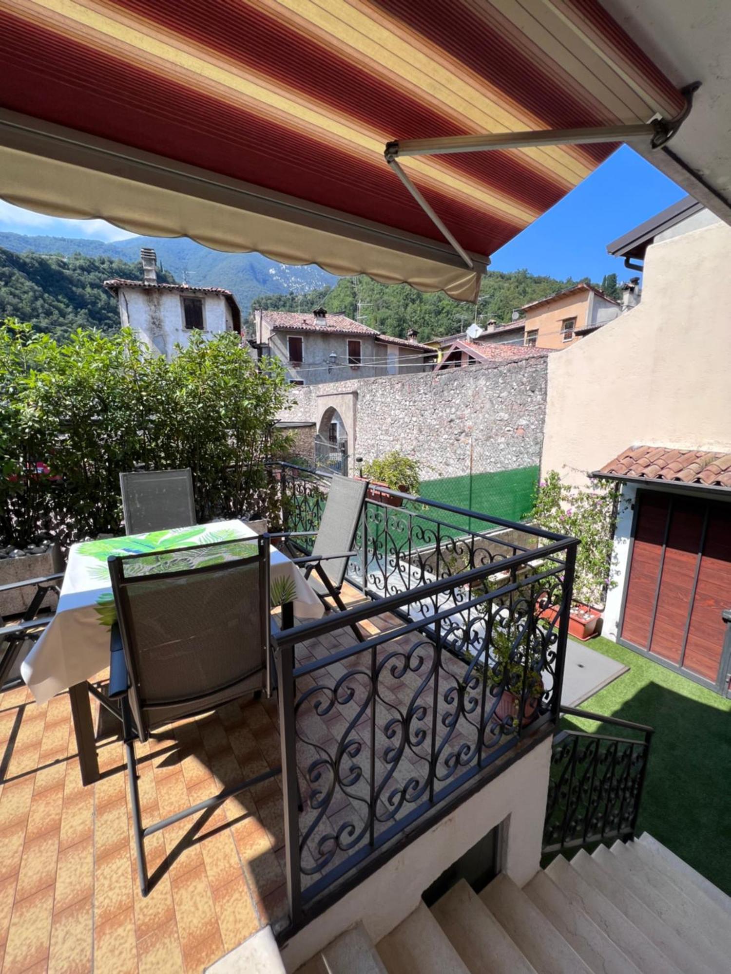 Casa Caterina 2 Storey House, With A Mountain View Toscolano-Maderno Kültér fotó